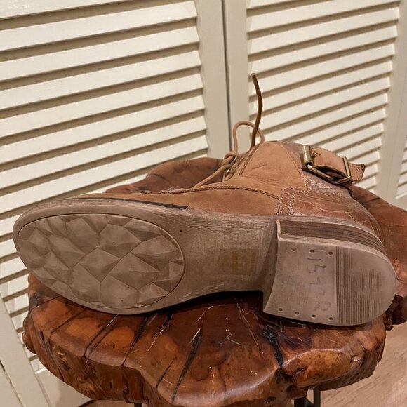 ALDO Women's Leather Booties Size 8.5 - Picture 8 of 9